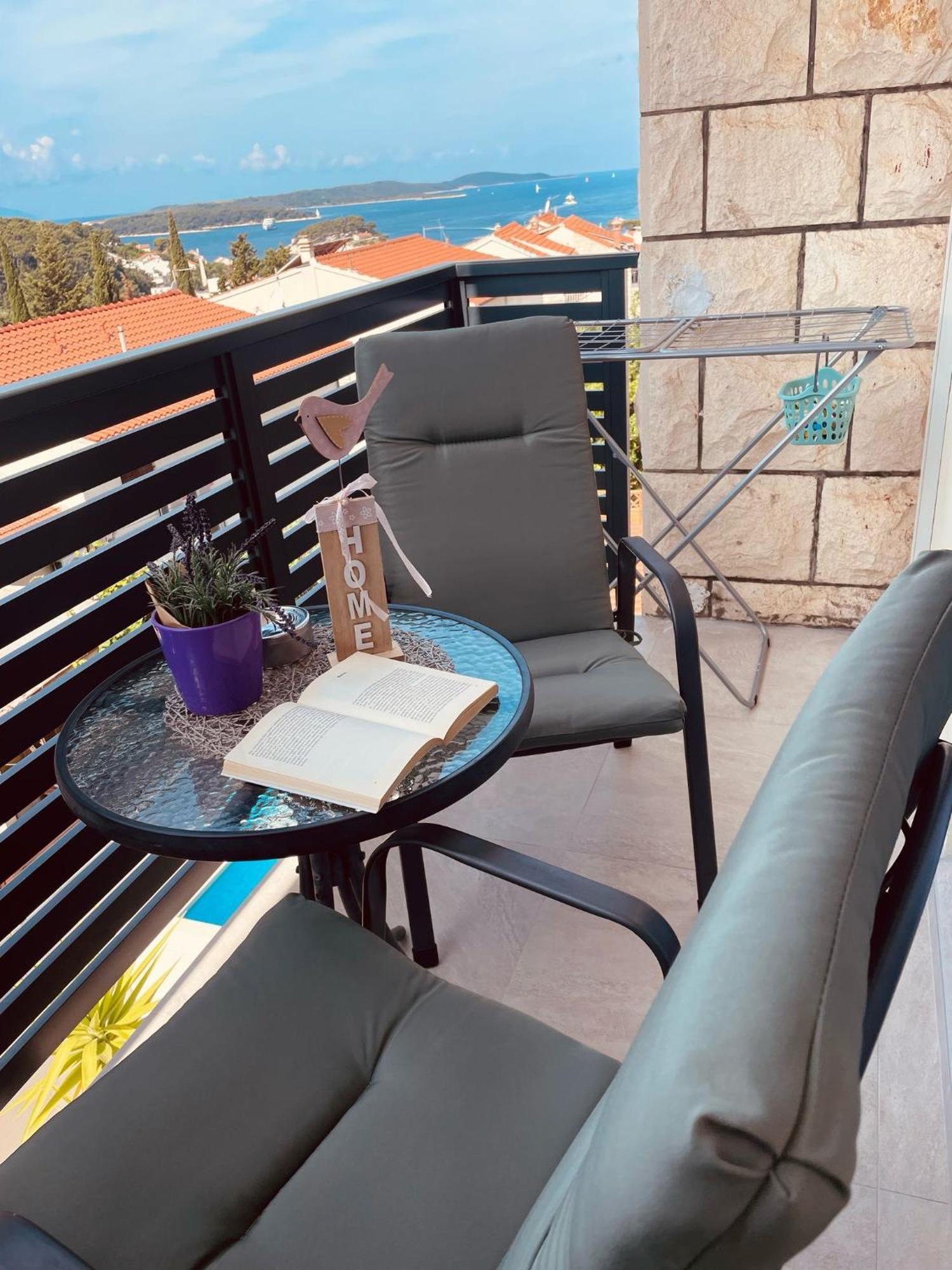 Apartment Bozo Hvar Town Exterior photo